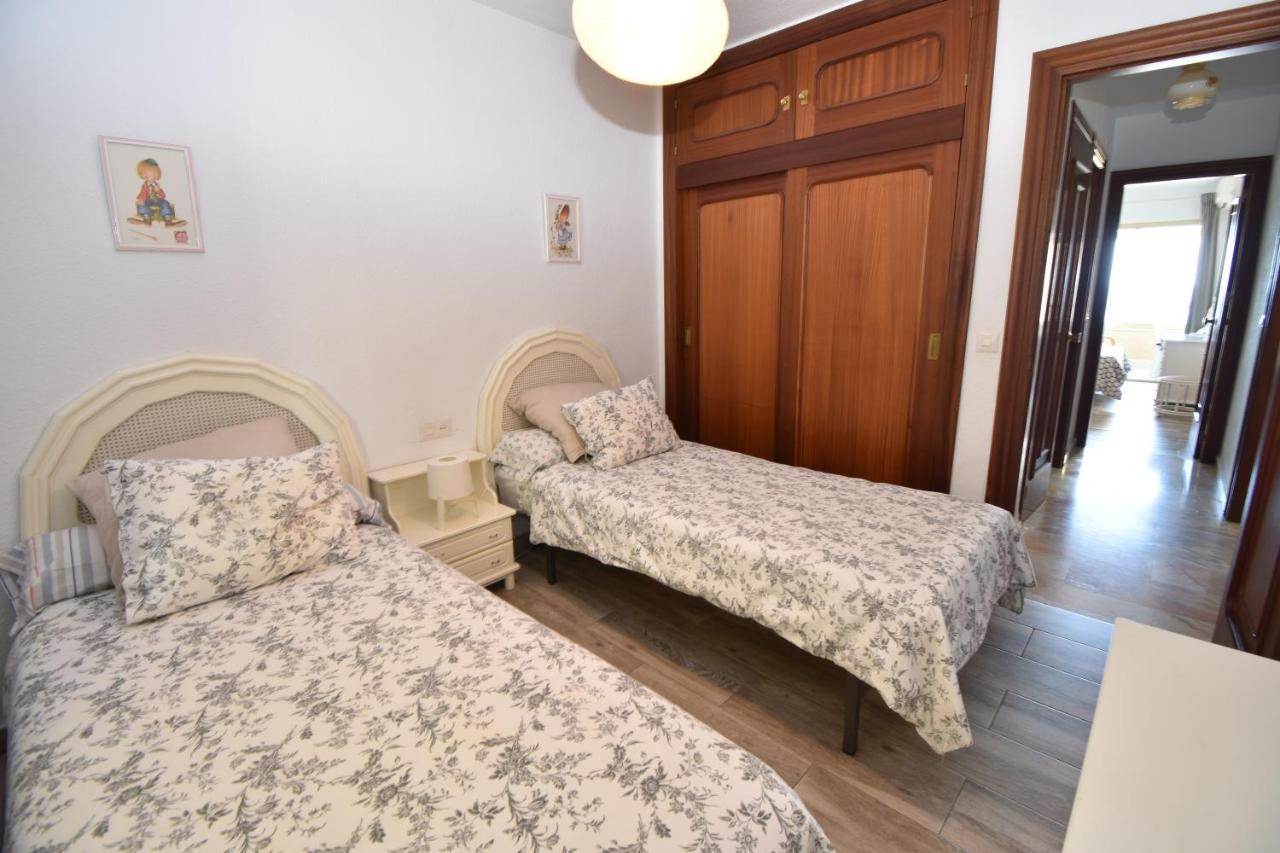 Apartamento Vistas Al Mar Y Piscina Fuengirola Luaran gambar