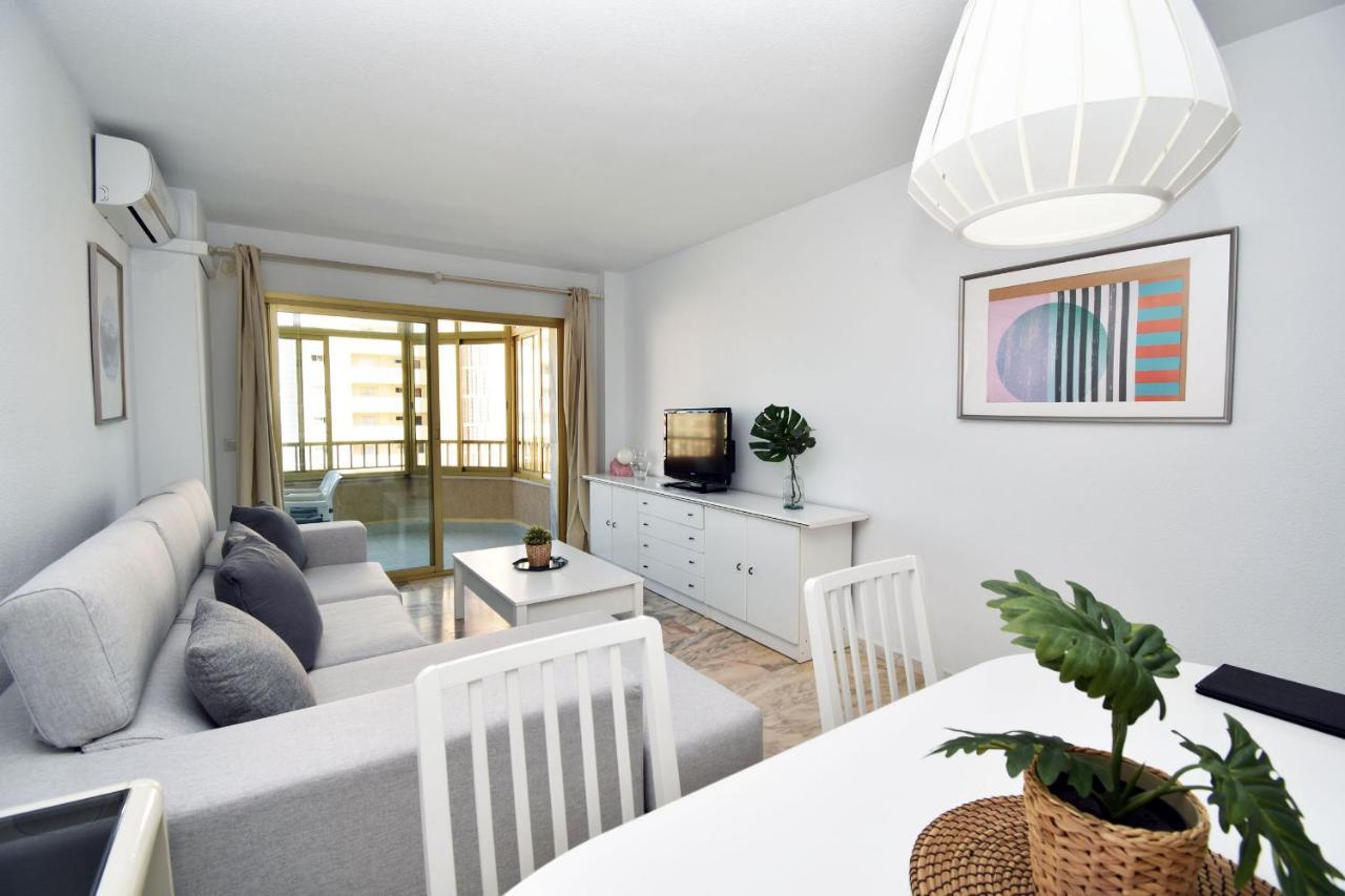 Apartamento Vistas Al Mar Y Piscina Fuengirola Luaran gambar